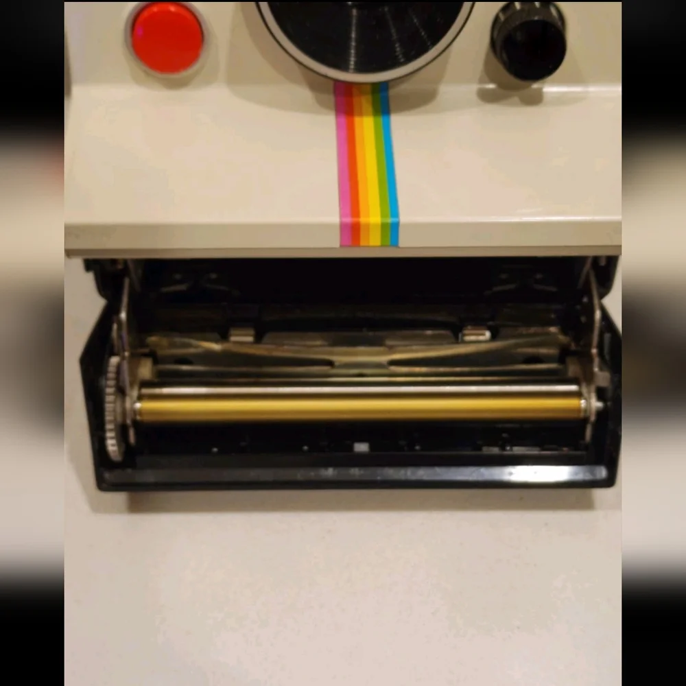 Polaroid this item